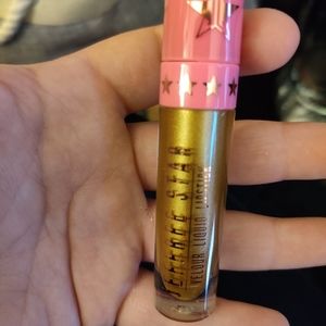 First Class Jeffree Star Velour Liquid Lipstick